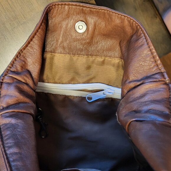 Kavu Shoulder Hobo Bag Blue Denim with Brown Trim - Picture 6 of 11